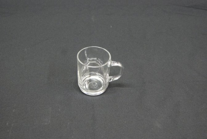 Theeglas