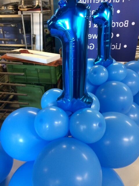 verjaardag 1 jaar blauwe ballonnen